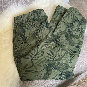 Old Navy Pixie Pants